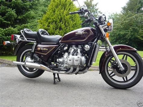 1983 Honda Goldwing GL1100 Standard Moto ZombDrive