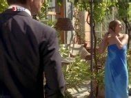 Naked Nicole Marischka in Ein Hund kam in Küche