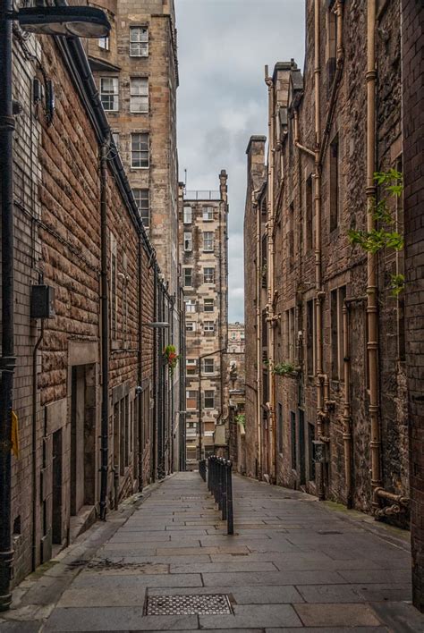 Back Alley Edinburgh Scotland Lens Eyeview Photography