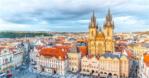Praga na weekend. Co warto zobaczyć w stolicy Czech? - Geekweek w ...
