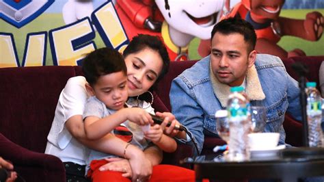 Permintaan Rafathar Lihat Raffi Ahmad Sibuk Syuting Photo Fimela