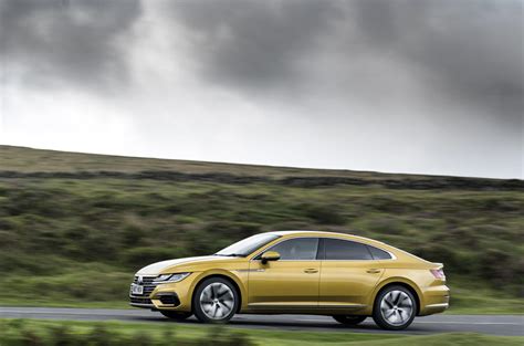 Volkswagen Arteon 2 0 Tdi 150ps Uk 2017 First Drive Autocar