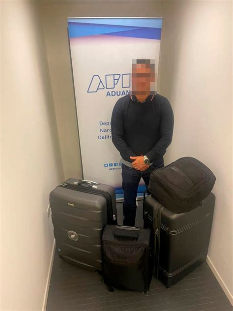 Detuvieron En El Aeropuerto De Ezeiza A Un Argentino Que Llegó De