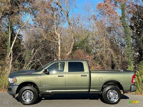 2020 Olive Green Pearl Ram 2500 Tradesman Crew Cab 4x4 140220638 Photo 20 Car