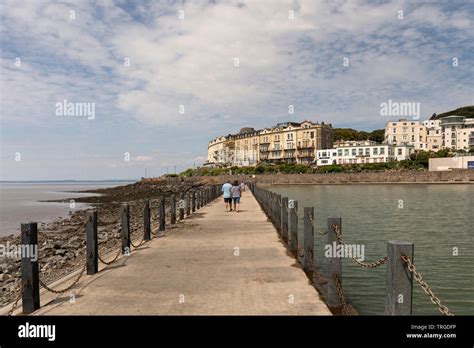 Weston super mare promenade hi-res stock photography and images - Alamy