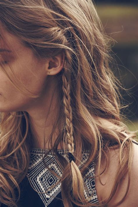 26 Boho Hairstyles With Braids Bun Updos Other Great New Stuff To