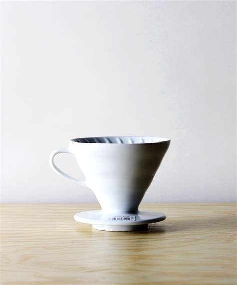 Hario V60 02 Ceramic White Luna Coffee