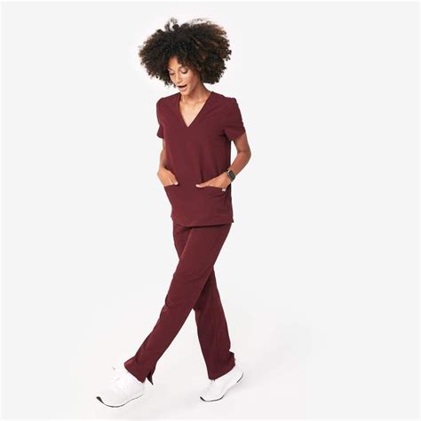 Women S Cargo Scrub Pants Kade Figs Scrub Pants Fit Scrubs Scrubs