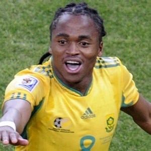 Siphiwe Tshabalala - Age, Family, Bio | Famous Birthdays