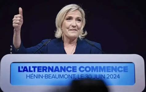 La Francia Rischia Di Finire Gambe Allaria Marine Le Pen Pronta A