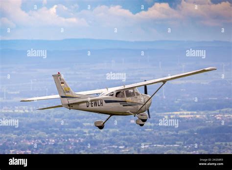 Cessna Schulterdecker Fotos Und Bildmaterial In Hoher Aufl Sung