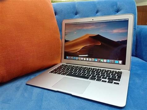 Macbook Air Core i5 4gb Ram 128gb SSD 15gb Videocard - Used Philippines