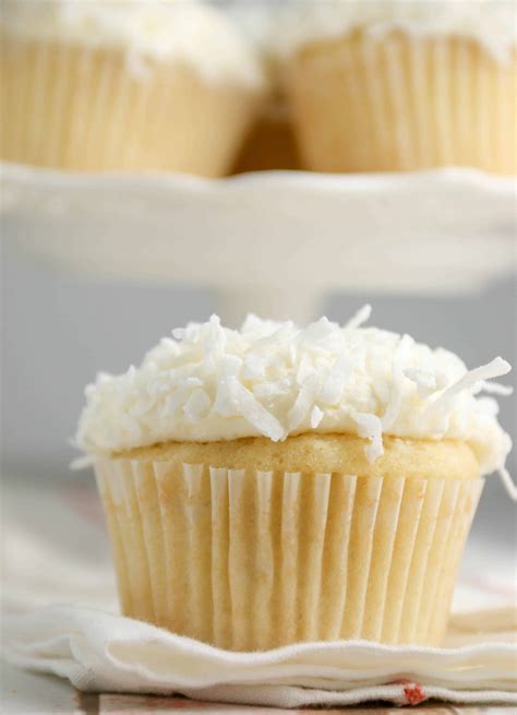 Coconut Buttercream Frosting Recipe Artofit