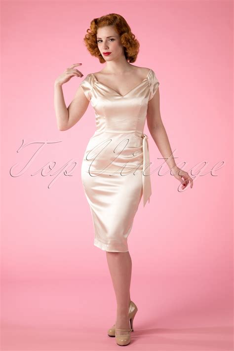 Topvintage Exclusive 50s Mamie Satin Pencil Dress In Cream