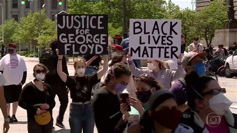 Manifestantes protestam contra morte de George Floyd pelo 5º dia