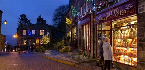 Haworth Christmas Market 2024 - Dita Myrtle