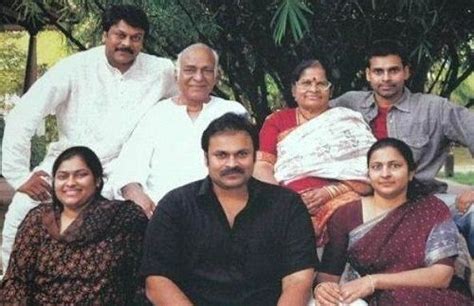 Chiranjeevi Height, Age, Wife, Family, Biography » StarsUnfolded