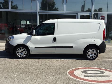 Fiat Dobl Serie Mjt Cv Pl Tn Cargo Maxi Lamierato E Usato