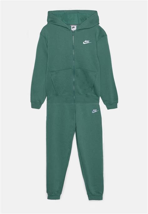 Nike Sportswear Club Tracksuit Unisex Set Trainingsanzug Bicoastal