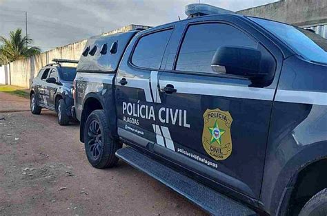 Polícia prende dois homens acusados de violência doméstica em Cajueiro