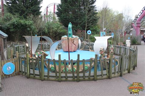 Sea Dragons • Land Of The Dragons • Chessington Buzz