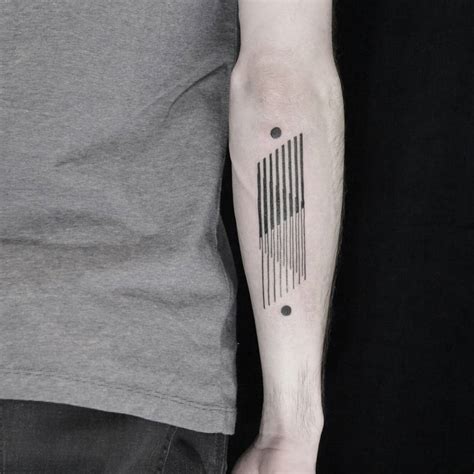 Simple Minimalist Geometry By Aga Kura