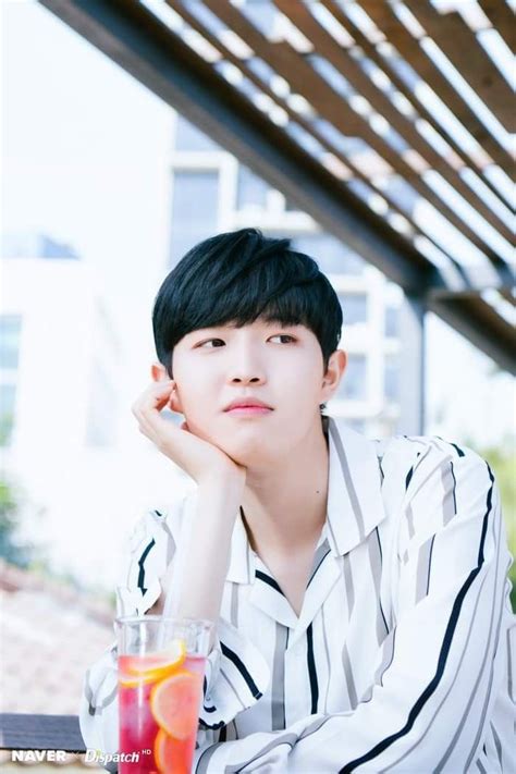 Jaehwan Wanna One Nothing Without You 61 Kg Lai Kuan Lin Kim