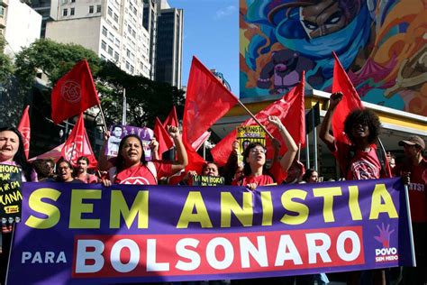 Movimentos Sociais Fazem Atos Para Lembrar Julgamento De Bolsonaro