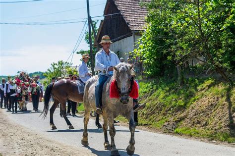 Rusalii 2023 Zânele atrăgătoare și periculoase pomenile pedepsele