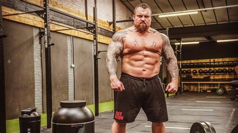 Inside Eddie Halls Home Gym Myprotein™