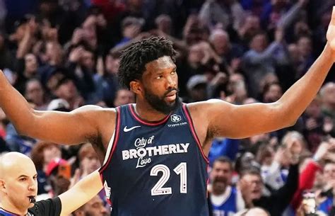 Nba Joel Embiid Break Wilt Chamberlains 76ers Record With 70 Point