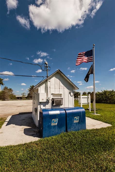 The Ochopee Post Office Florida The Smallest Post Office In United