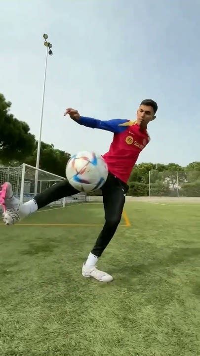 These Professional Players Did These Unbelievable Football Skills So I