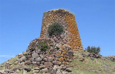 'Nuraghi' - Thousands Of Beehive-Like Towers Are Sardinia's Greatest Mystery - Ancient Pages