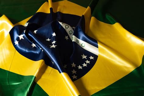 Bandeira Do Brasil Bela Bandeira Do Brasil Organizada Dobras Em Uma