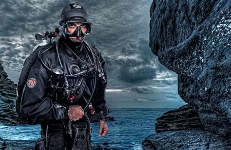 Gu A Definitiva Para Elegir El Mejor Traje Seco De Buceo