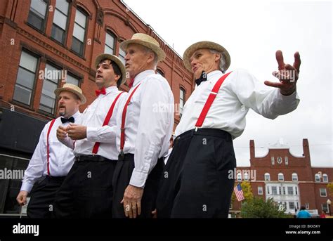 Barbershop Quartet Four Men Singing Stock Photo Alamy