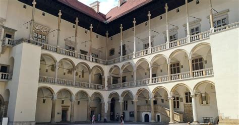 Cracow Central Aparthotel 50 Krakow Hotel Deals And Reviews Kayak