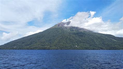 Gunung Api Aktif Di Sulawesi Utara