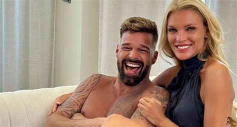 Ricky Martin Alborota Las Redes Por Aparecer Abrazado De Modelo Tras Su