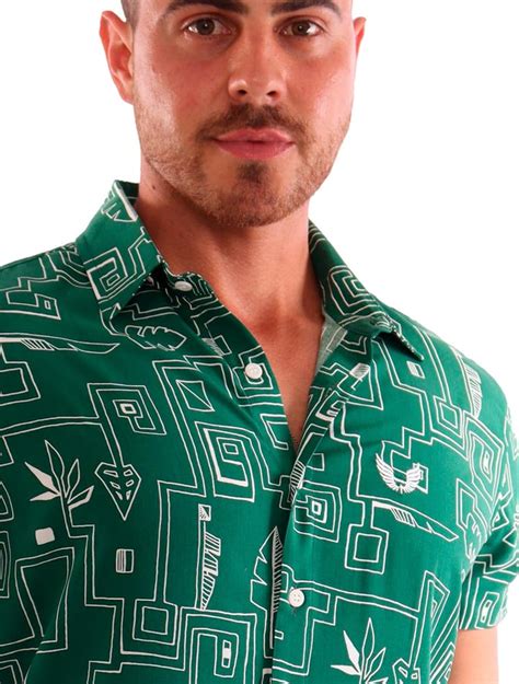 Camisa Masculina Slim Manga Curta Verde Escuro Estampado