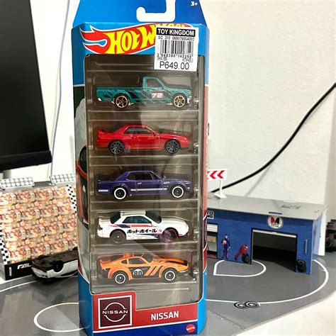 Hot Wheels Pack Nissan Set Hobbies Toys Toys Games On Carousell