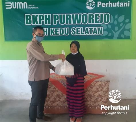 Perhutani Perhutani Salurkan Paket Sembako Pada Purna Tugas Dan Tenaga