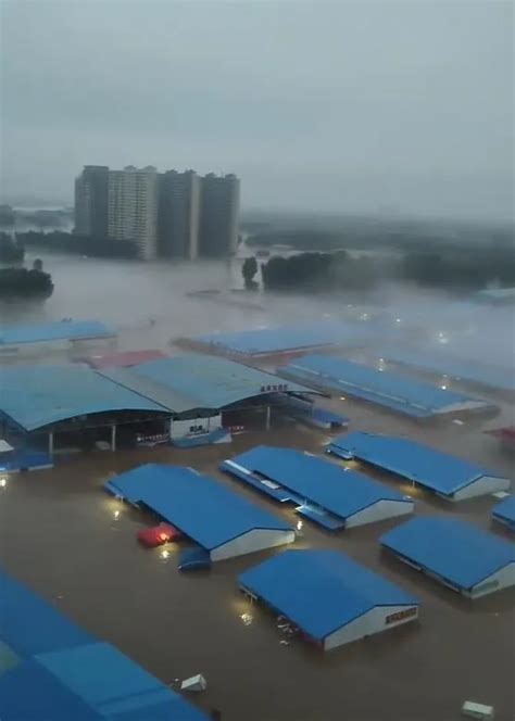 影「瘋狂傾倒」72小時！河北雨量破1000毫米 「2天下2年份雨」專家曝原因 中天新聞網