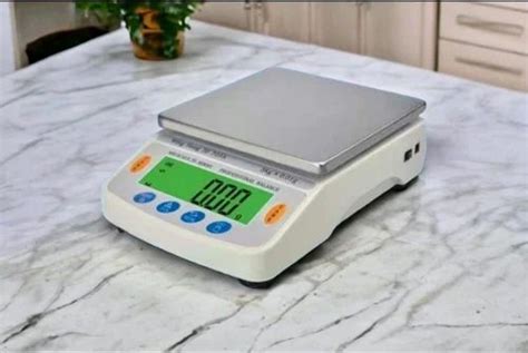 DANWER External Laboratory Weighing Balance Capacity 600G Accuracy