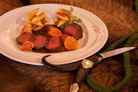 Essen Und Trinken Im Wirtshaus Wachterl In Der Gemeinde Ramsau Bei