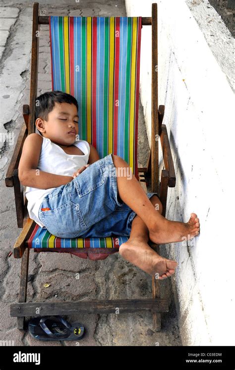 Filipino Kid Sleeping Hi Res Stock Photography And Images Alamy