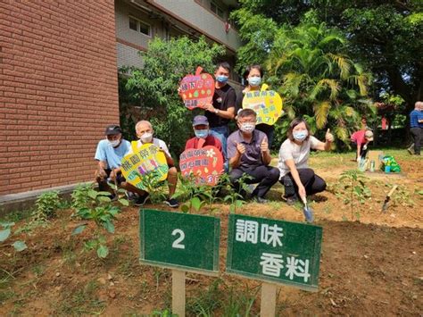 桃園榮家開心農園開始播種囉~ 國軍退除役官兵輔導委員會 桃園榮譽國民之家