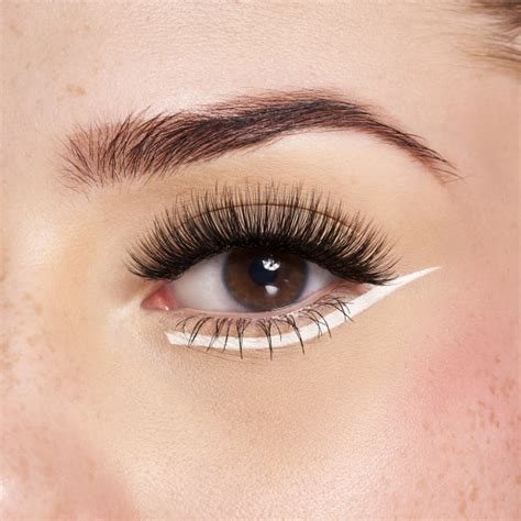 Strip Eyelashes - maxi volume eyelash > Strip Eyelashes SILLY LILLY ...