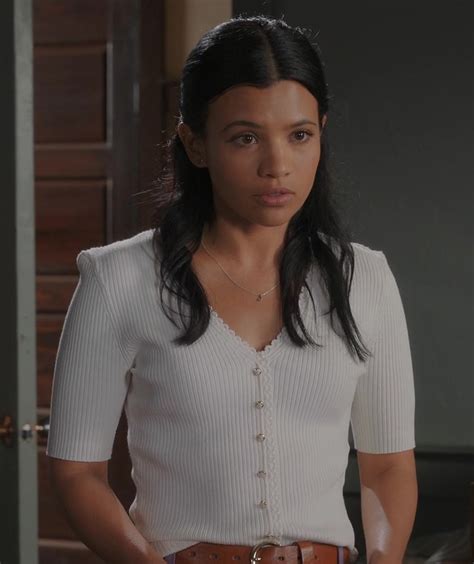 White Buttoned Ribbed Blouse Of Nikki Rodriguez As Jackie Howard In My Life With The Walter Boys